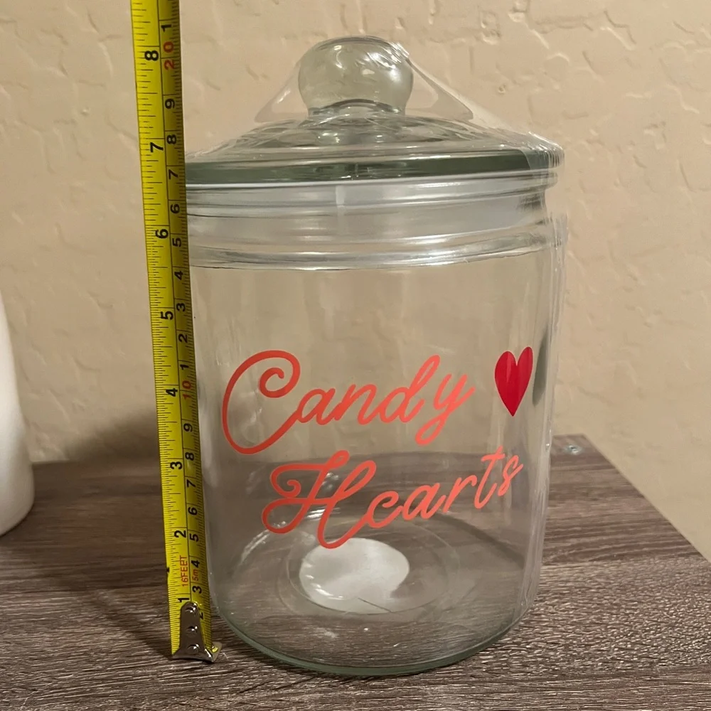 Target Bullseye Glass Candy Hearts Valentine’s Jar Lid Hearts Pink Red NWT